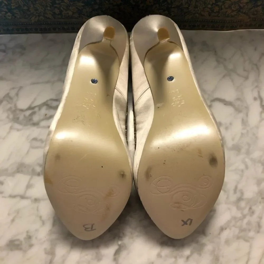 DSW x Disney Beaded Satin Cinderella Pumps Size 8.5